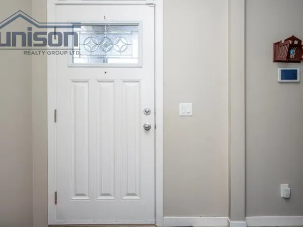 39 Auburn Crest Mnr SE, Calgary, AB T3M 1T7