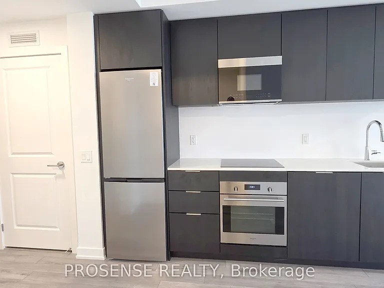 15 Skyridge Dr #703 — Photo 18