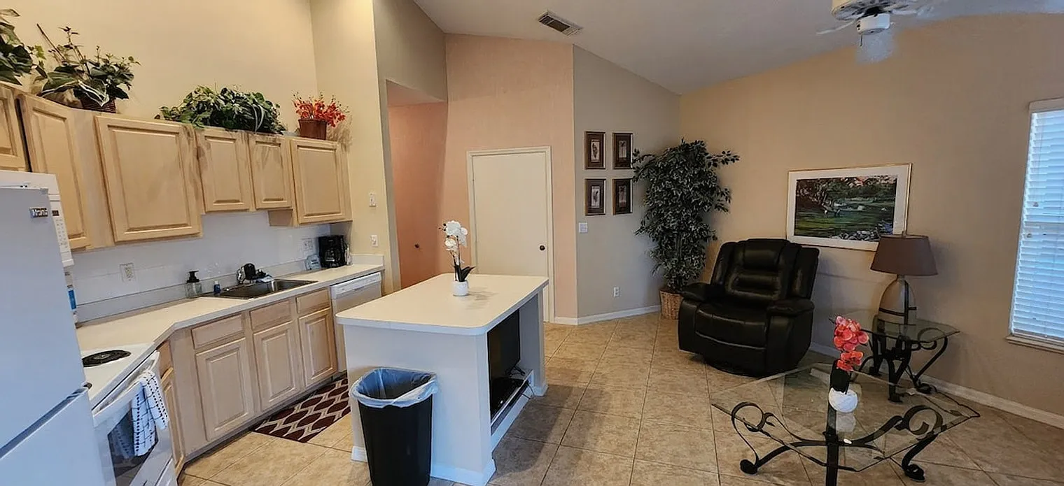 1 bed, 1.0 bath, $2,673 — Photo 1