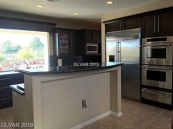4th image of 9433 Queen Charlotte Dr