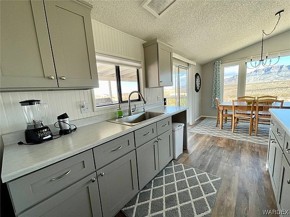 3rd image of 1360 E Stanton Drive