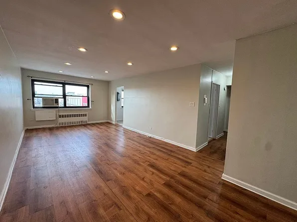 94-10 59th Ave #5-C, Elmhurst, NY 11373