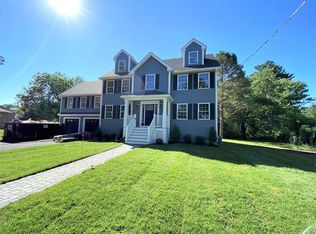 26 Torre St, Reading, MA 01867