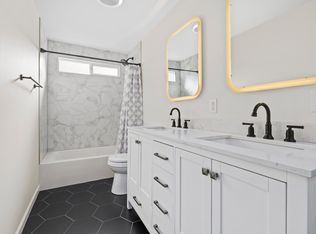 22 223rd St SW, Bothell, WA 98021