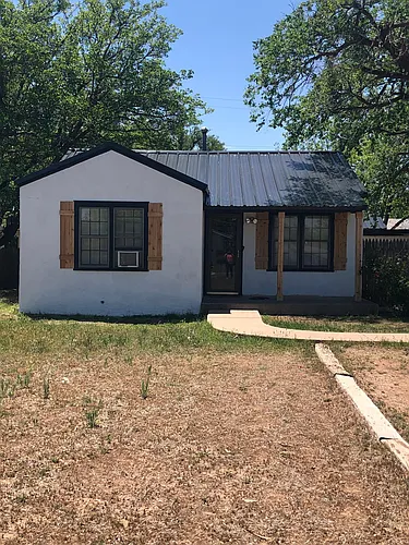 3607 36th St Photo 1