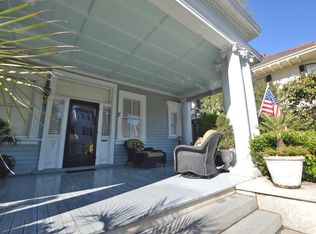 52 S Battery St APT B, Charleston, SC 29401