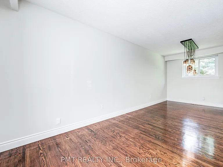 491 Maple Ave — Photo 8
