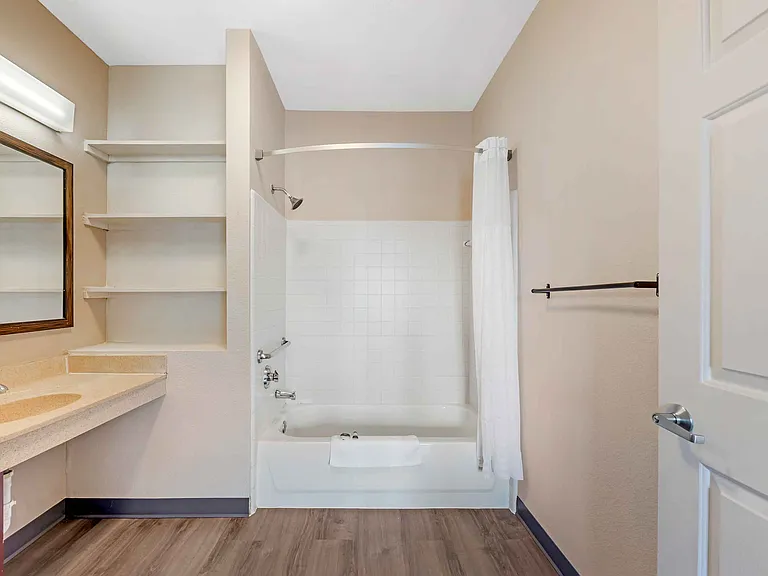2 Bedroom Suite - 1 King and 1 Full Bed