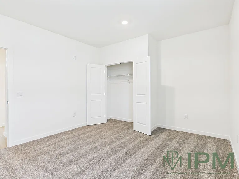 98 Penn Place — Photo 84