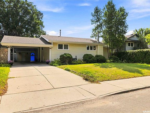 3rd image of 6 Murphy CRESCENT