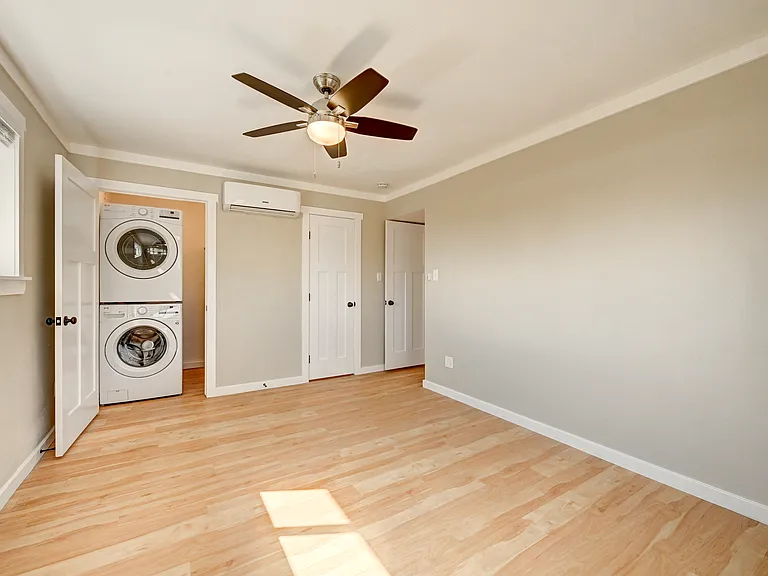 1895 Eaton St #103 — Photo 3