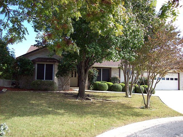 1st image of 438 Gloucester Ct