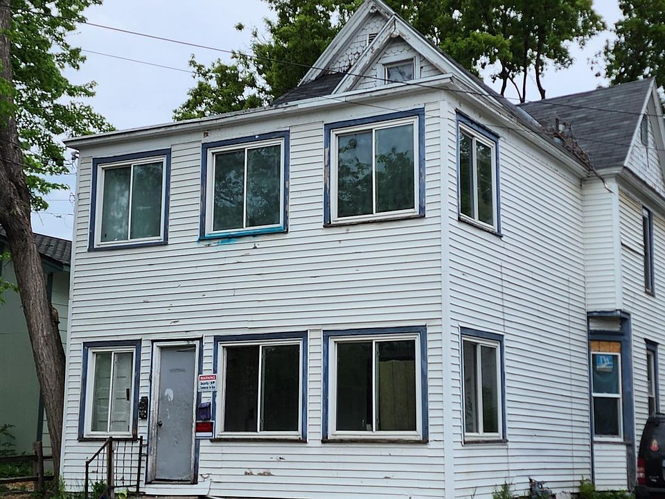1st image of 1106 24th Ave N #2