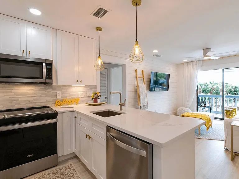 445 Gulf Shore Dr #202 — Photo 1