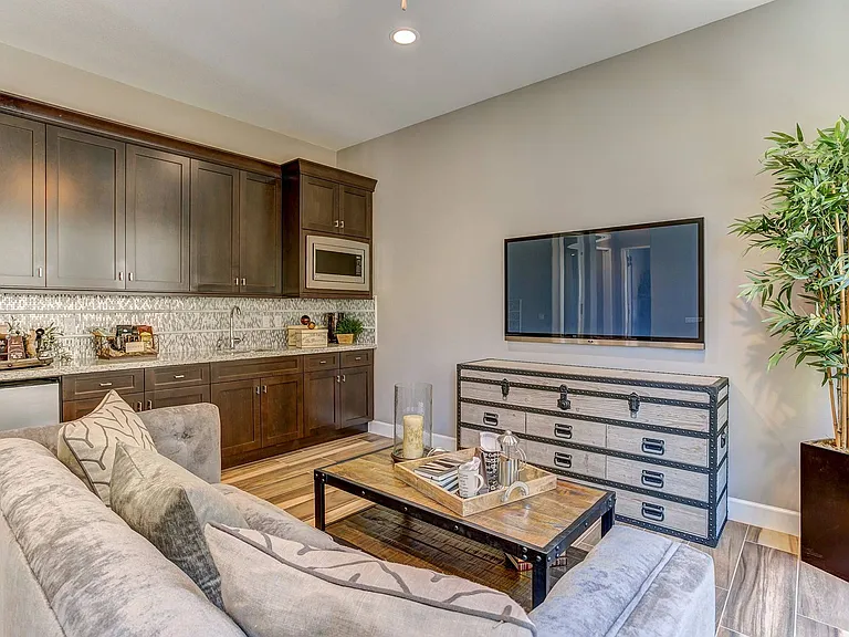 6812 Shadow Wood Dr — Photo 11