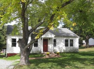 1940 McKinney St, Burlington, NC 27217