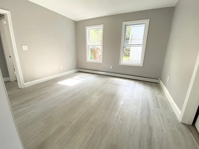 286 Kimball St #2 — Photo 5