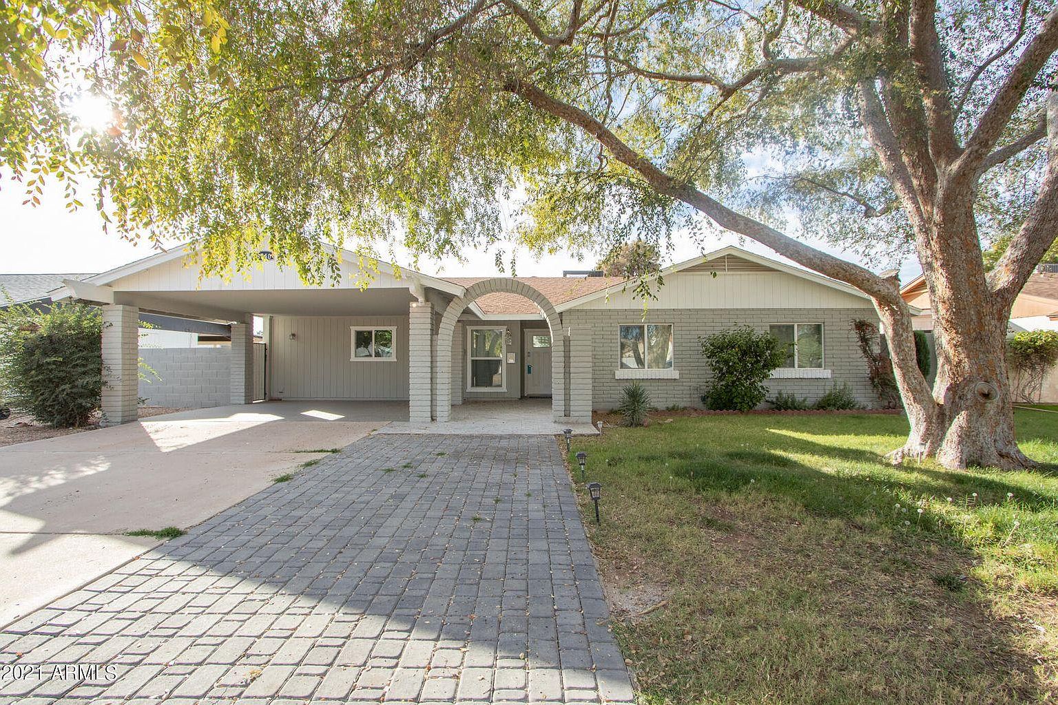 8340 N 57th Dr, Glendale, AZ 85302 | Zillow