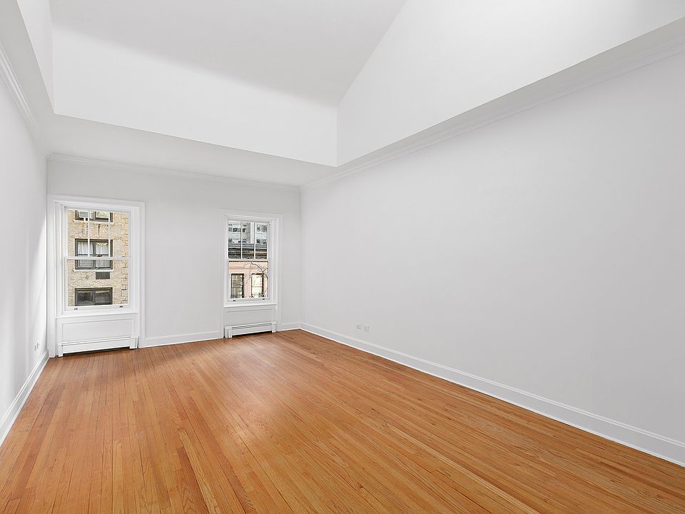 1st image of 305 W 71st St #4