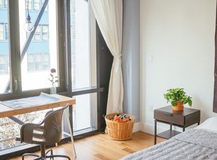 28 Starr St, Brooklyn, NY 11221