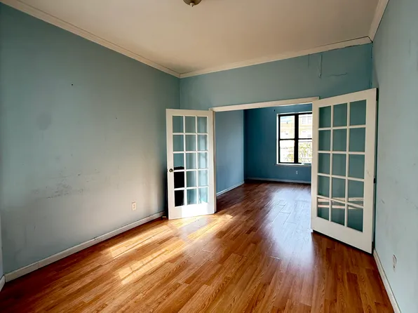 238 West 112th Street image 4 of 8