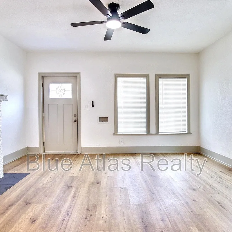 2 bed, 1.0 bath, 940 sqft, $1,295 — Photo 3