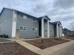 1000 & 1030 Del Sol Place, Redding, CA 96002