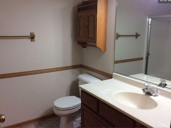 3rd image of 300 Loyola Dr