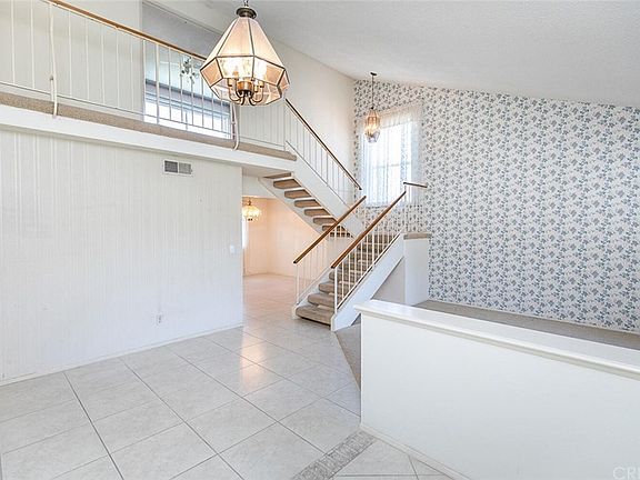 4th image of 23230 Cuervo Dr