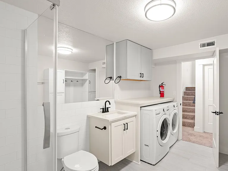 17714 SE Cook St — Photo 15
