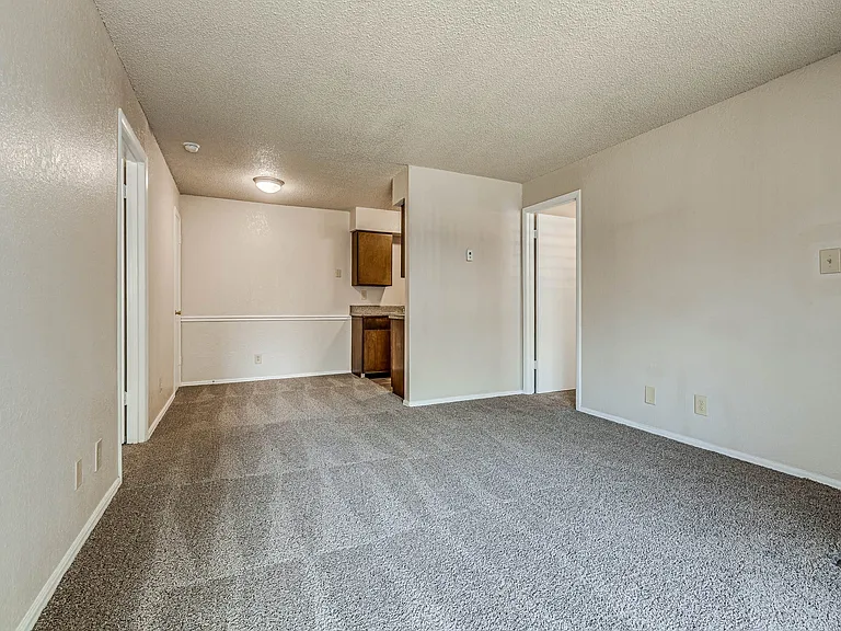 Riverchase Apartments — Photo 49