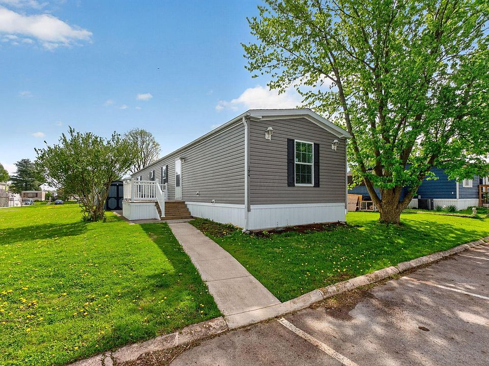 1st image of 194 Northcrest Dr