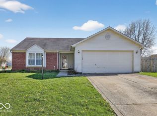 6415 Angel Falls Dr, Noblesville, IN 46062