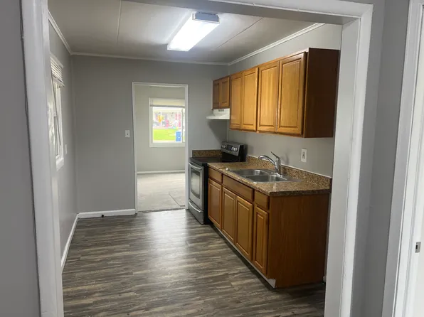 137 Little Flower Ln, Columbus, OH 43213