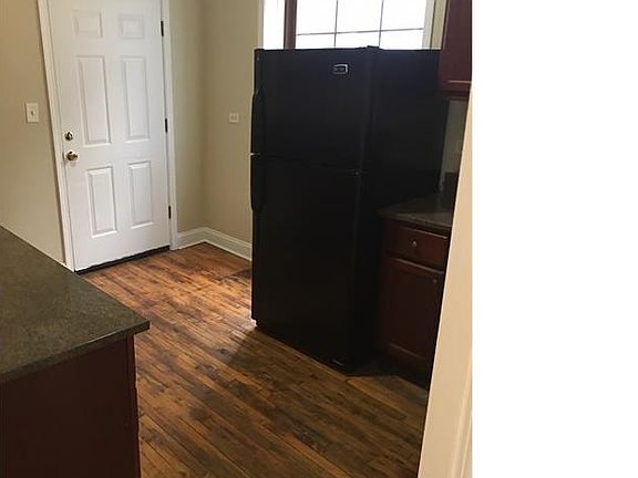 2nd image of 7300 S King Dr #2