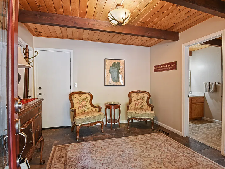 5652 Dodowah Rd — Photo 3