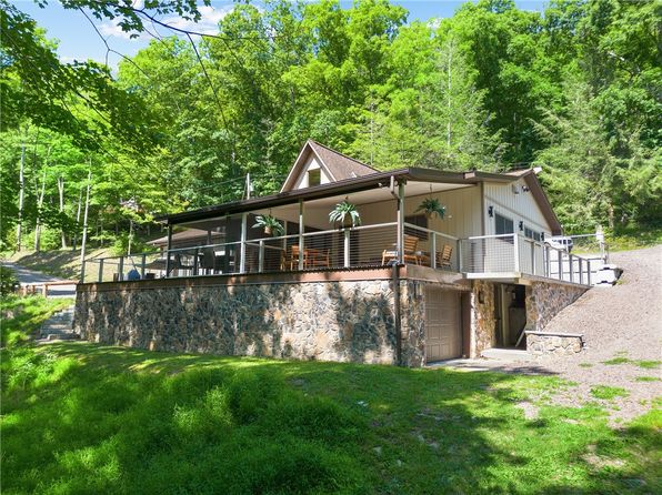 224 Meyers Rd, Addison, PA 15411