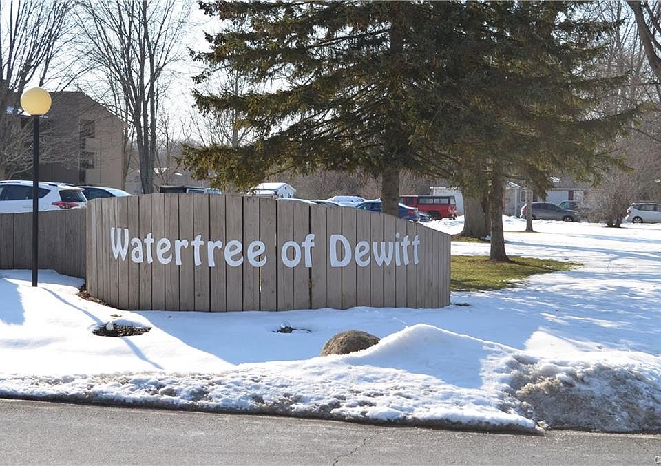 1st image of 25 Watertree Dr