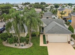 3950 SW 72nd Dr, Davie, FL 33314