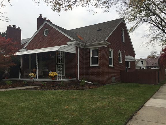 2nd image of 2206 21st St