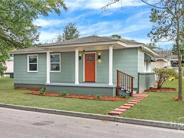 2102 Auburn St, Savannah, GA 31404