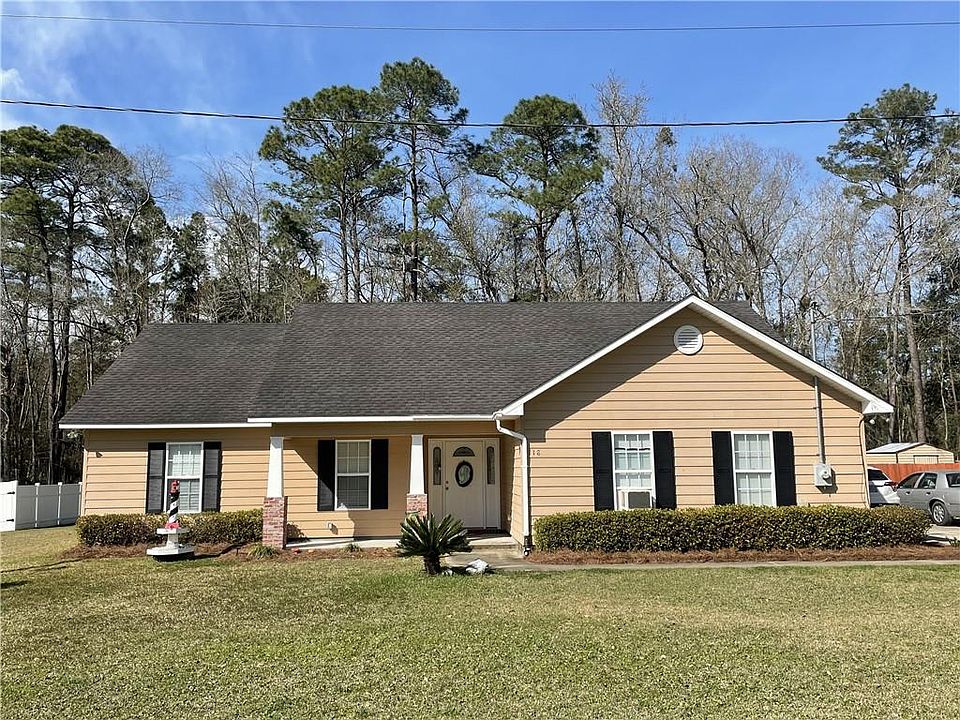 1st image of 118 Sugar Plum Ln