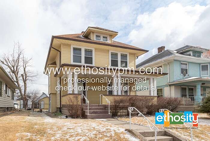1st image of 311 N Gladstone Ave
