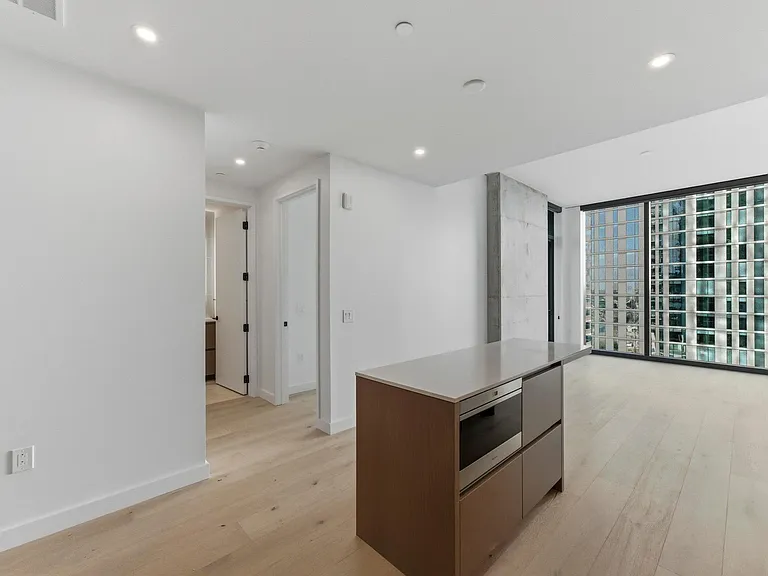 610 Davis St #2204 — Photo 9