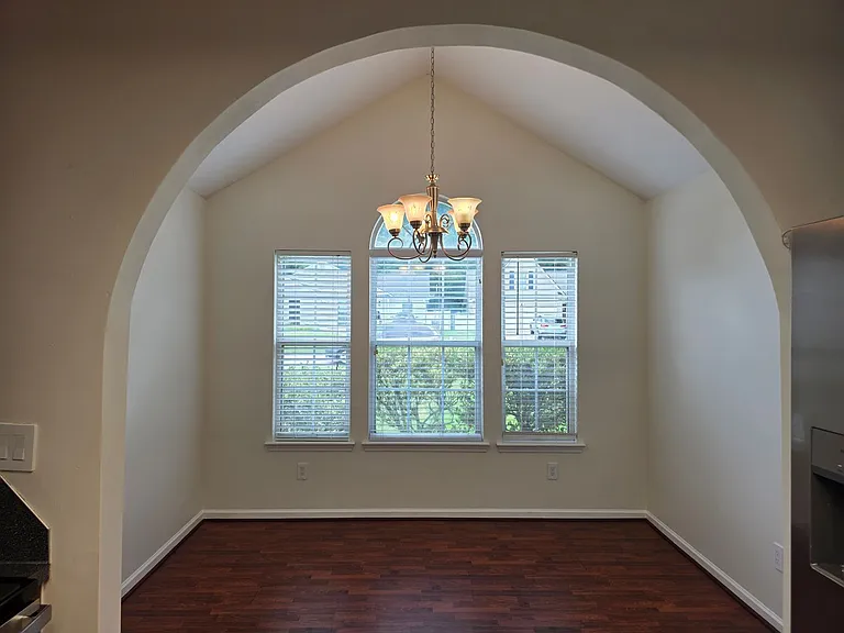 123 Toura Ln — Photo 4
