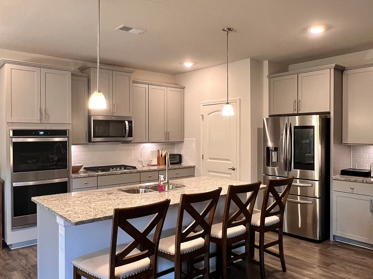 7442 Jennadee Dr — Photo 4