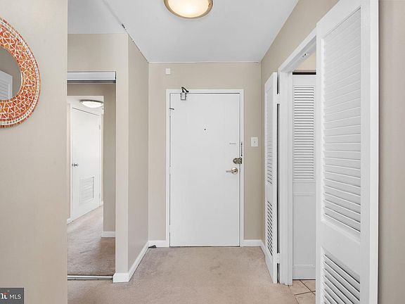 2nd image of 9039 Sligo Creek Pkwy APT 806