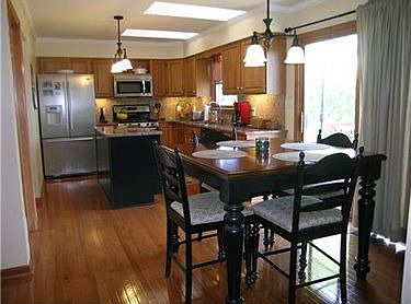 5th image of 309 Hillcrest Dr