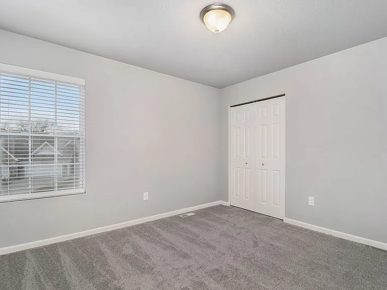331 Catera Ct — Photo 20