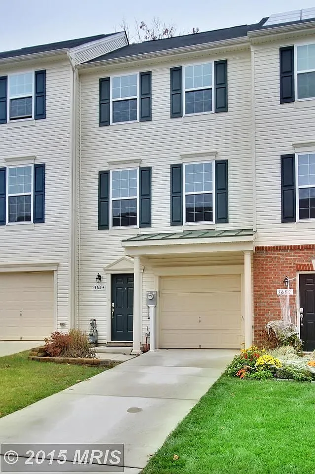 7684 Timbercross Ln photo 1